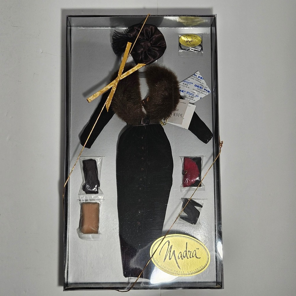 Ashton-Drake Madra Lord So Evil My Love Fashion Outfit Doll Clothes NIB